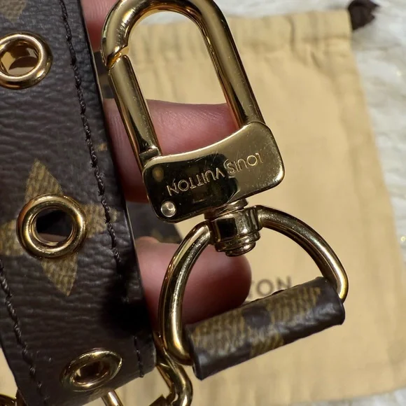 Louis Vuitton Gold Strap Shoulder Strap Monogram Pattern W/ Dustbag - Picture 3 of 16